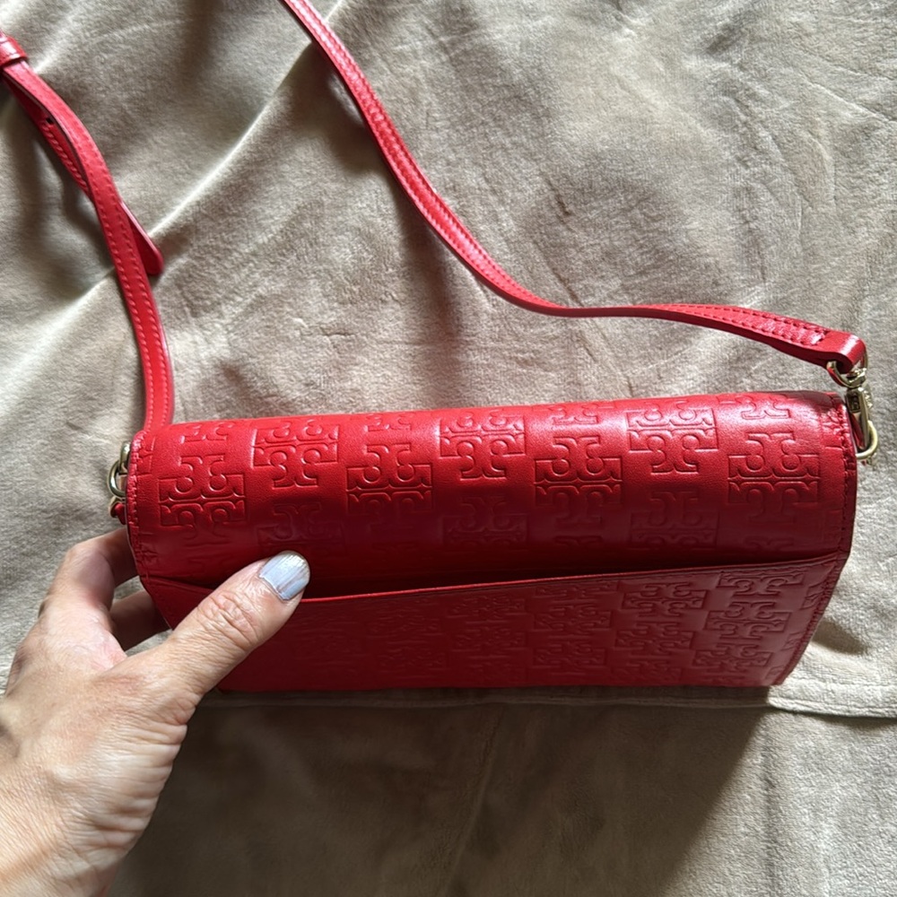 Tory Burch Red Crossbody bag - Picture 7 of 11